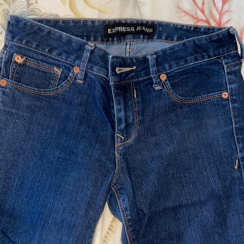 Women’s Express Ankle Skinny Stella Low Rise Jeans size 4.